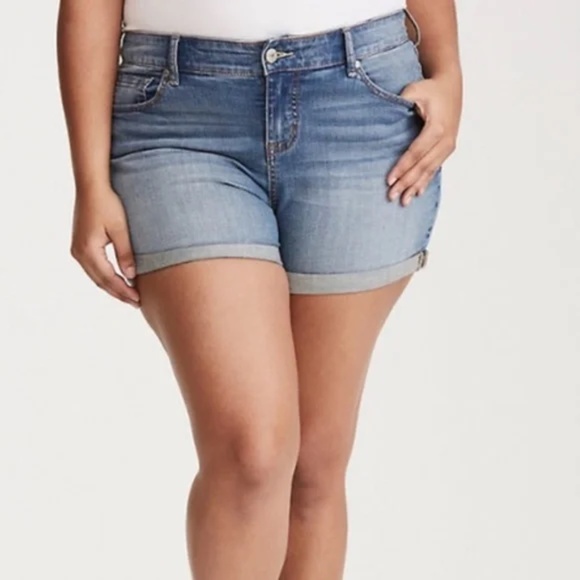 torrid Pants - Torrid Denim Cuffed Short Size 20